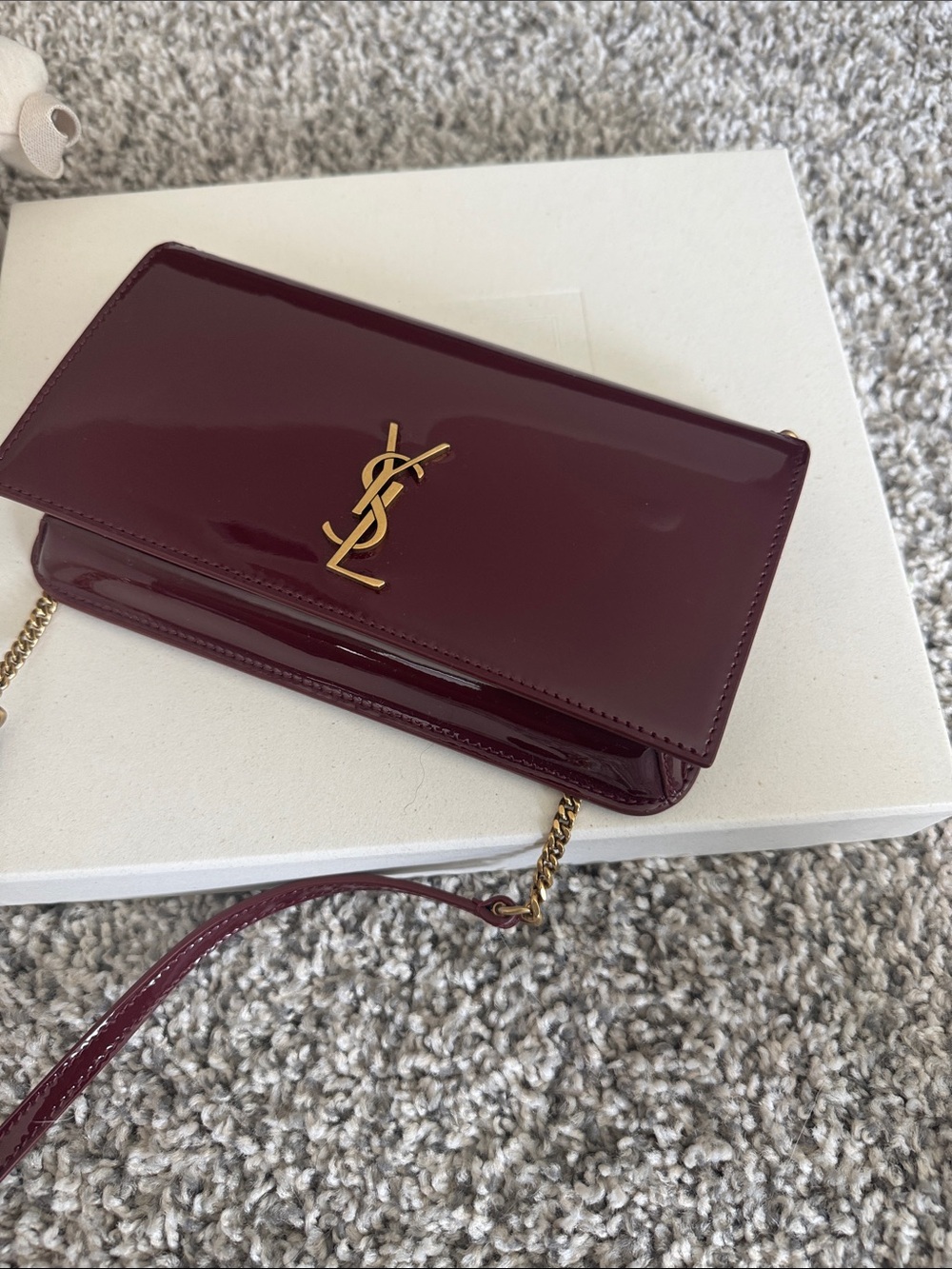 Saint Laurent Burgundy Patent Leather Logo Crossbody Wallet with Gold Chain - Picture 3 of 10